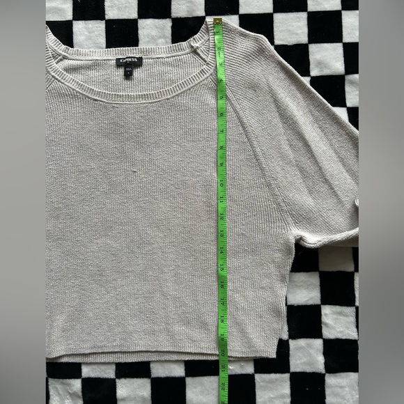 Express Sweater - Picture 4 of 6